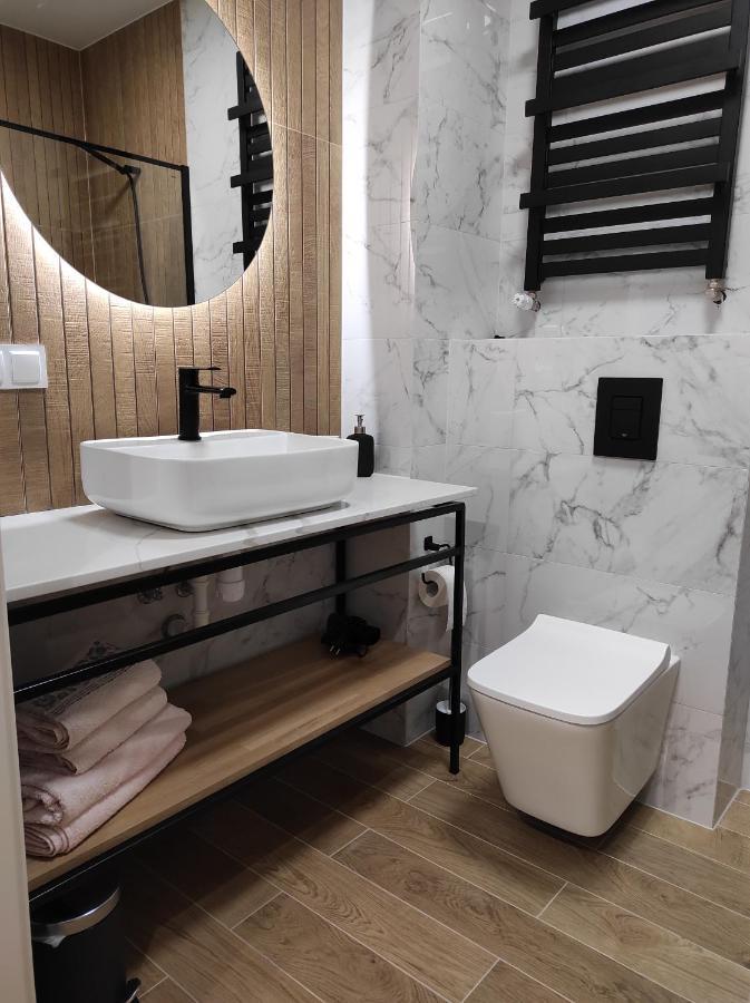 Apartament Matejki 17 - Insel Apartamenty 슈비노우이스쳬 외부 사진