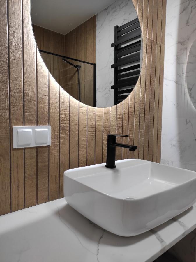 Apartament Matejki 17 - Insel Apartamenty 슈비노우이스쳬 외부 사진